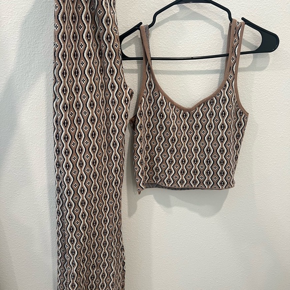 Tiki girl retro bell bottom crop set - Picture 2 of 3